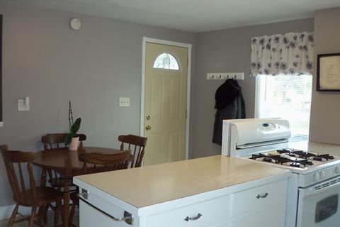Undisclosed, Freeport, IL 61032 photo 10