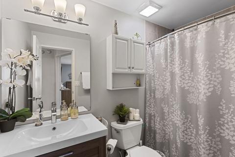 960 S River Rd #403, Des Plaines, IL 60016 photo 15