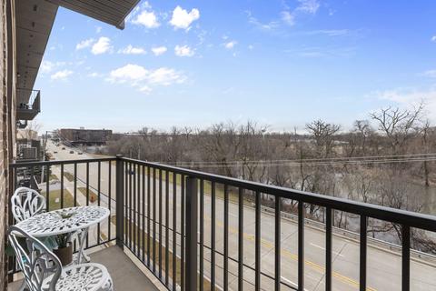 960 S River Rd #403, Des Plaines, IL 60016 photo 17