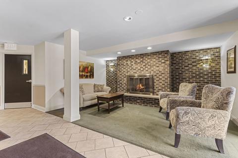 960 S River Rd #403, Des Plaines, IL 60016 photo 12