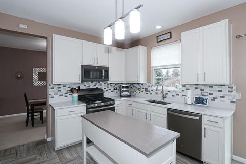 376 Toccoa Ln, Volo, IL 60073 photo 9
