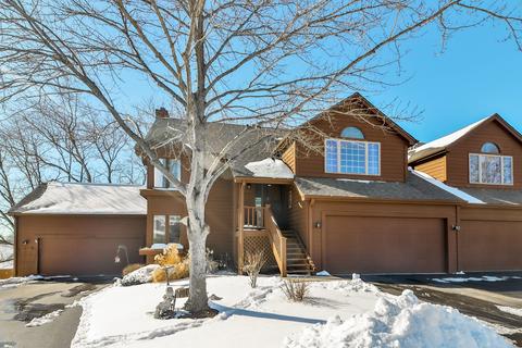 4144 Split Leaf Dr, Loves Park, IL 61111 photo 2