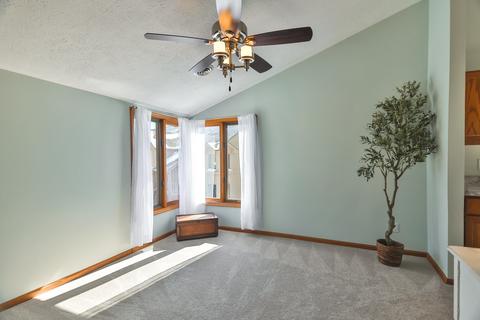 4144 Split Leaf Dr, Loves Park, IL 61111 photo 9