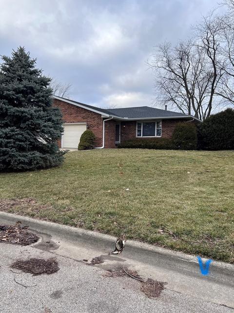 1710 Linda Ln # b, Normal, IL 61761 photo 1