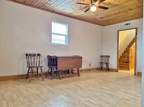 101 Main, Leaf River, IL 61047 photo 8