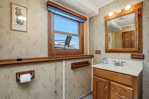 6216 Forestview Dr, Oak Forest, IL 60452 photo 22