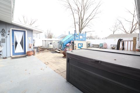 518 E Webster St, Clinton, IL 61727 photo 25