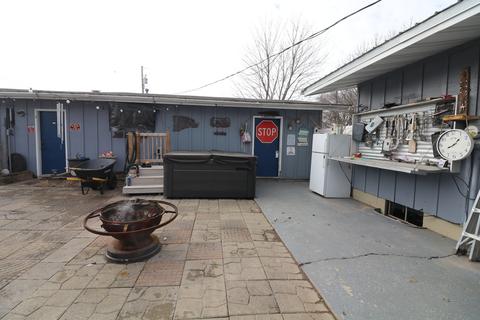 518 E Webster St, Clinton, IL 61727 photo 14