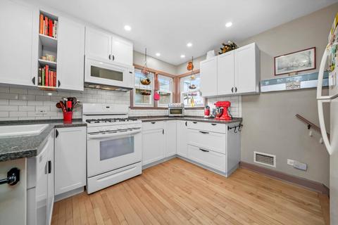 2013 Oakton St, Evanston, IL 60202 photo 7