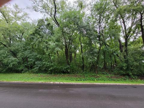 38063 N Dewey St, Spring Grove, IL 60081