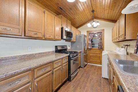 107 Croyden St, Spring Grove, IL 60081 photo 5