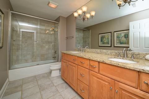 517 65th St, Willowbrook, IL 60527 photo 33