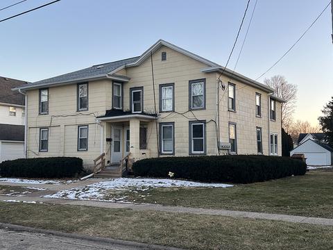 107 E Morris St, Morrison, IL 61270 photo 1
