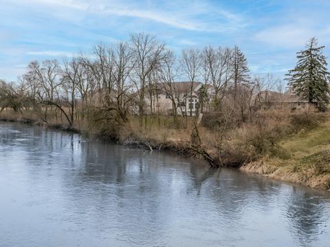 2637 Old Woods Trl, Plainfield, IL 60586 photo 2