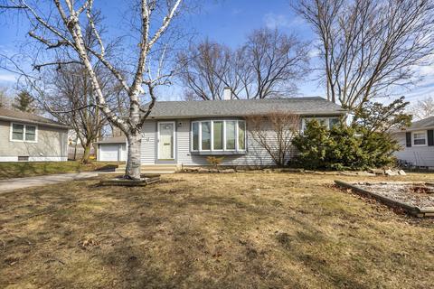 3606 Pheasant Dr, Rolling Meadows, IL 60008 photo 2