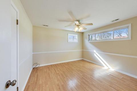 875 S 6th Ave, Des Plaines, IL 60016 photo 12