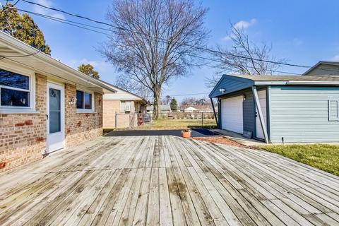 875 S 6th Ave, Des Plaines, IL 60016 photo 20