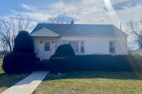 421 E Bluff St, Amboy, IL 61310 photo 2