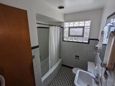 1659 E 83rd Pl, Chicago, IL 60617 photo 24