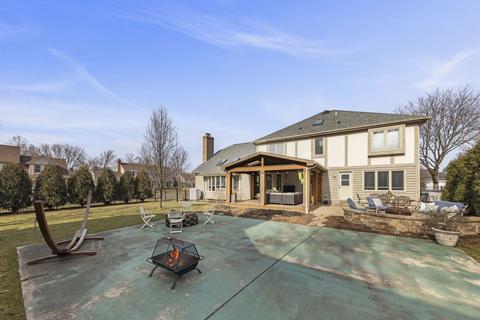 710 Longfellow Dr, Wheaton, IL 60189 photo 23
