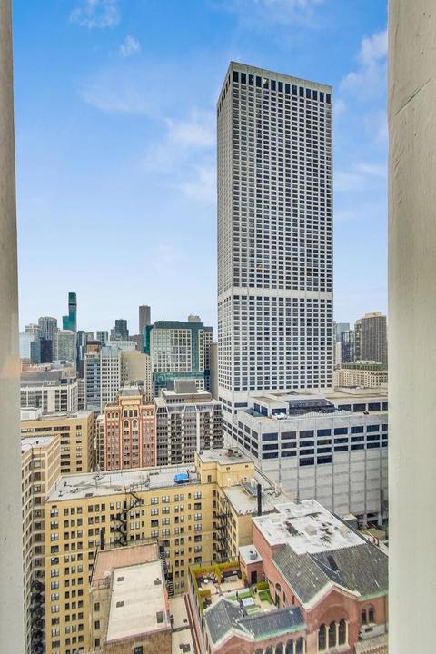 200 E Delaware Pl #33D, Chicago, IL 60611 photo 22