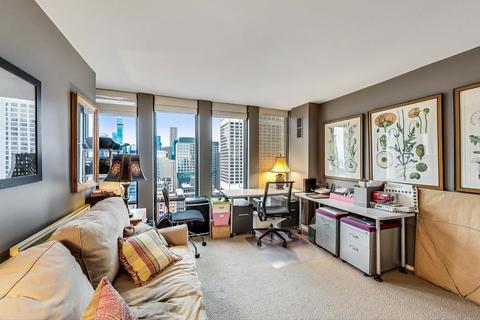 200 E Delaware Pl #33D, Chicago, IL 60611 photo 26