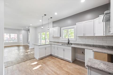 15 E 118th Pl, Chicago, IL 60628 photo 7