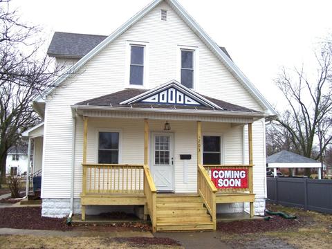 203 E Pollard Ave, Dwight, IL 60420 photo 1