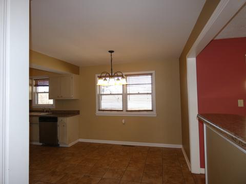 63 Strasma North Dr, Kankakee, IL 60901 photo 6