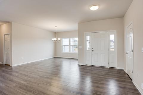 121 Ashton Dr, Maple Park, IL 60151 photo 10