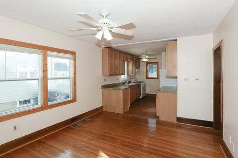 669 Congress St, Elgin, IL 60120 photo 3