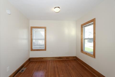669 Congress St, Elgin, IL 60120 photo 9