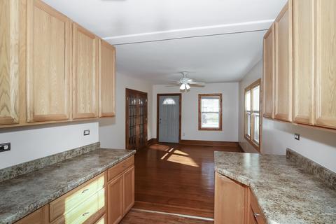 669 Congress St, Elgin, IL 60120 photo 12