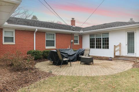 2 Kent Dr, Normal, IL 61761 photo 34