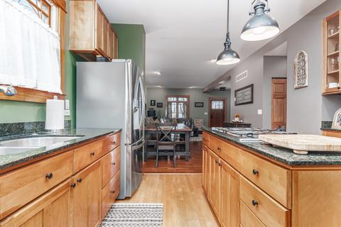 524 W Spring Ave, Naperville, IL 60540 photo 3