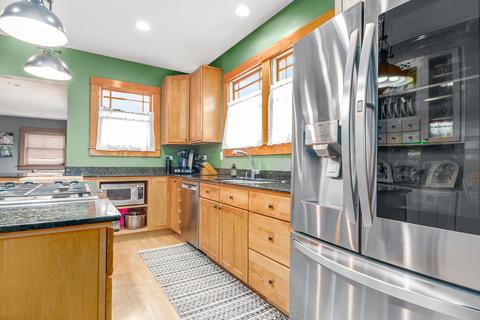 524 W Spring Ave, Naperville, IL 60540 photo 4
