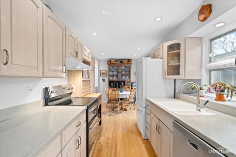 1171 Florimond Dr, Elgin, IL 60123 photo 7