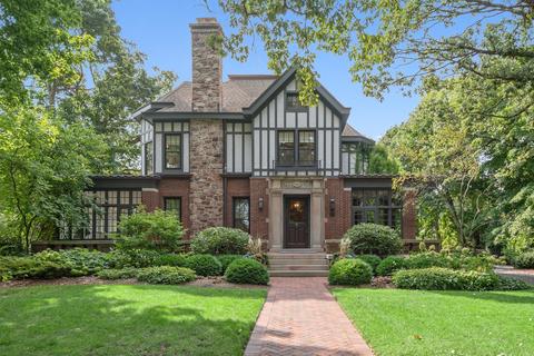 214 Greenwood St, Evanston, IL 60201