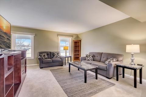1104 Washington St, Bartlett, IL 60103 photo 8