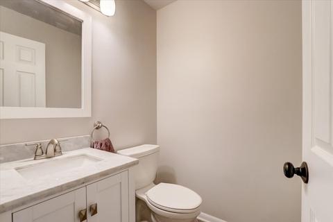 1104 Washington St, Bartlett, IL 60103 photo 22