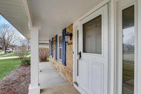 1104 Washington St, Bartlett, IL 60103 photo 5