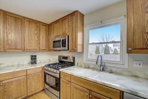 1104 Washington St, Bartlett, IL 60103 photo 15