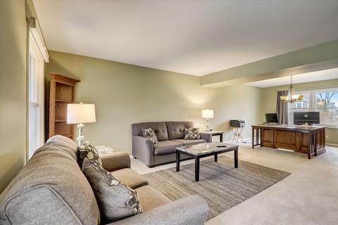 1104 Washington St, Bartlett, IL 60103 photo 7