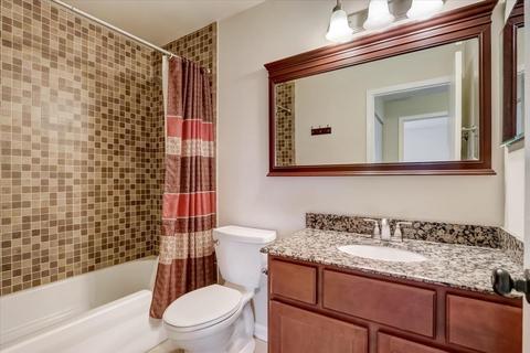 1104 Washington St, Bartlett, IL 60103 photo 31