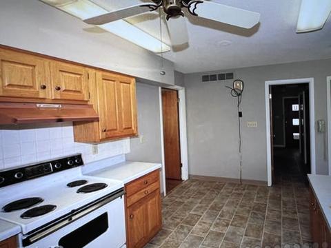 900 Karin Dr, Normal, IL 61761 photo 21