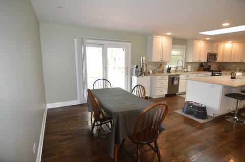 223 Park Rd, Lakemoor, IL 60051 photo 4