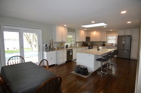 223 Park Rd, Lakemoor, IL 60051 photo 5