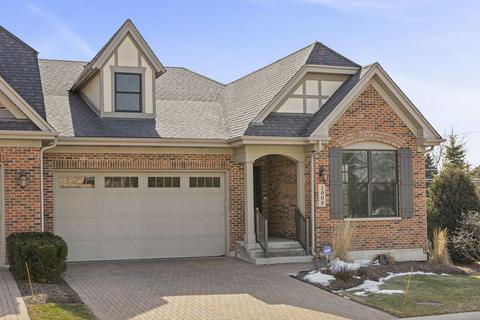 1008 Mackenzie Pl, Wheaton, IL 60187 photo 1
