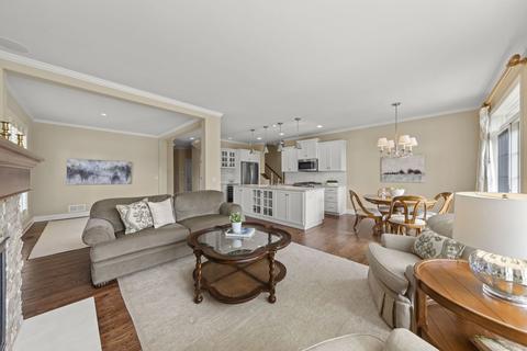 1008 Mackenzie Pl, Wheaton, IL 60187 photo 13