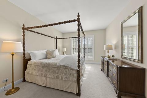 1008 Mackenzie Pl, Wheaton, IL 60187 photo 14